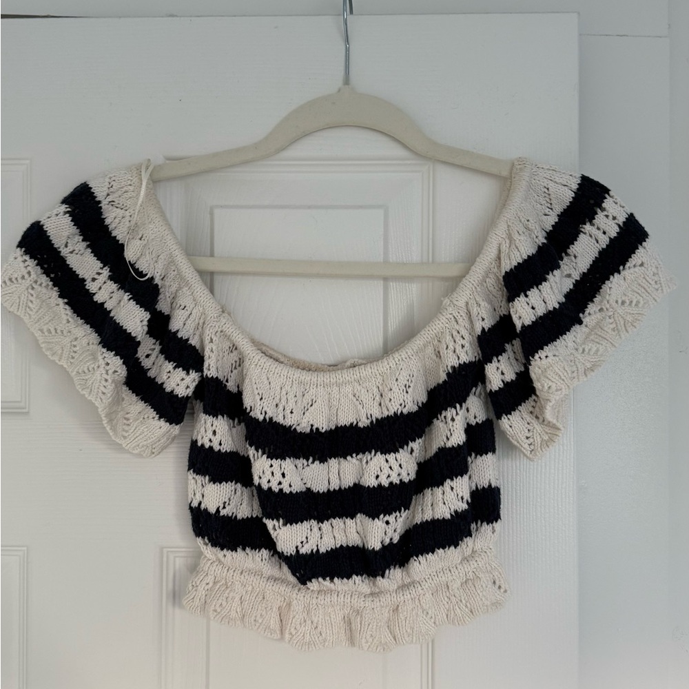 Zara Black and Cream Striped Crop Top